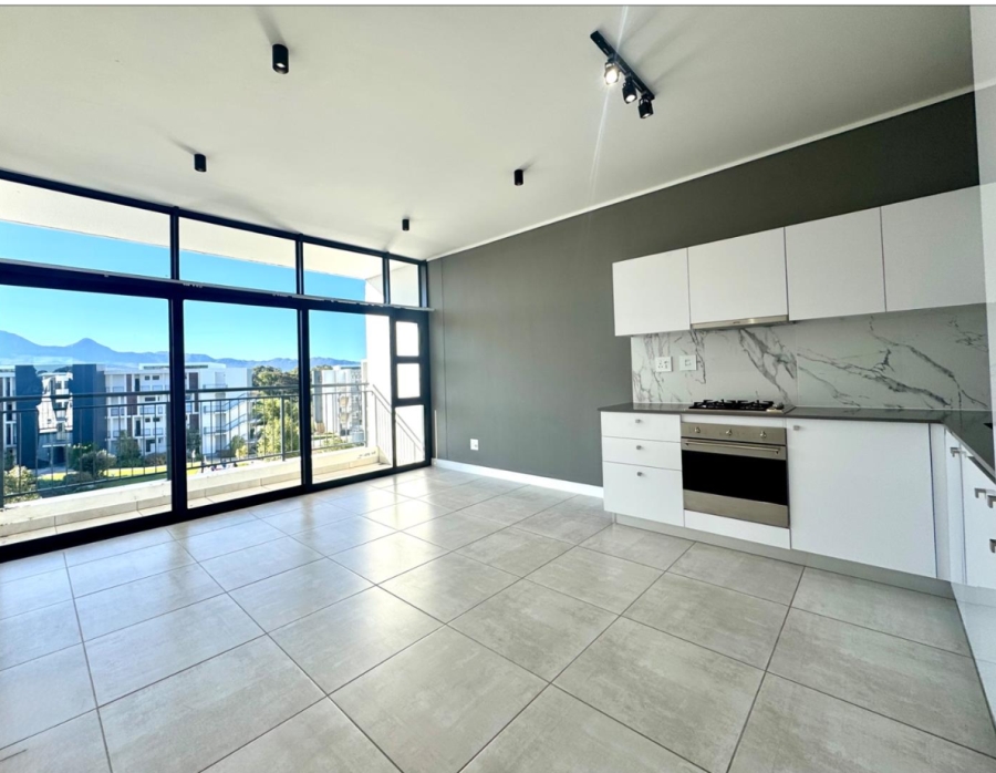 To Let 1 Bedroom Property for Rent in Paardevlei Western Cape